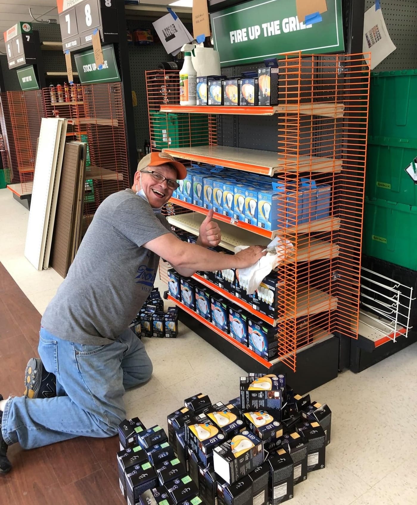 Aubuchon Hardware Opens in Monroe, CT